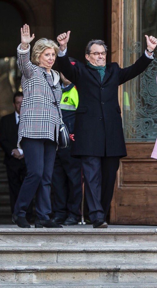 Irene Rigau ha hecho el saludo FEIXISTA