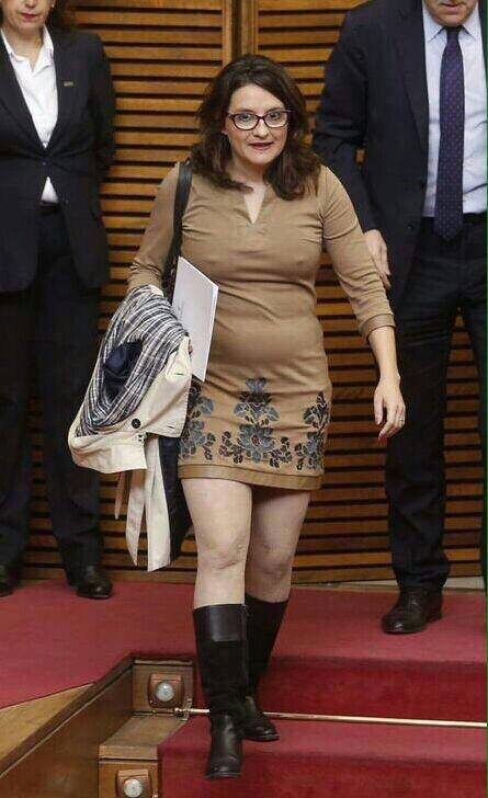 La foto que Mónica Olra intento hacer desaparecer
