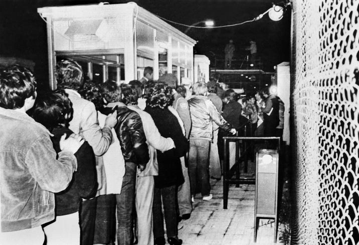 Apertura de la verja de gibraltarLa Línea de la Concepción, Cádiz. (15-12-1982)