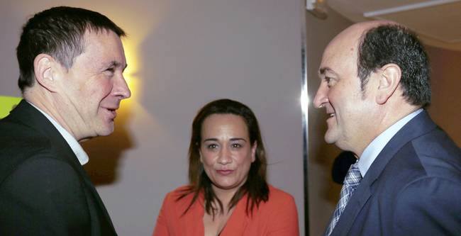 Las hienas del norte se quieren erigir en héroes.