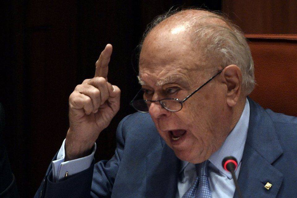 LA AMENAÇA