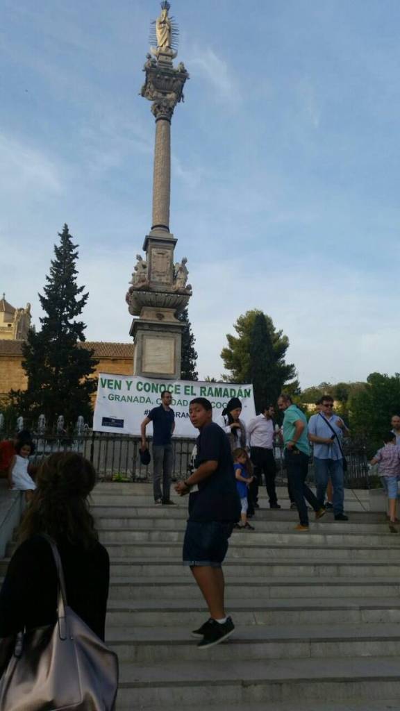 El alcalde de Granada Francisco Cuenca onfunde tolerancia y respeto religioso con provocación