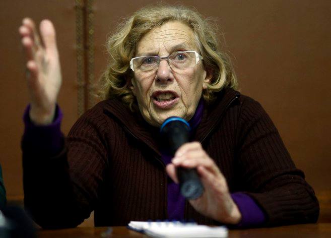 EL HÉROE Y LA ALCALDESA