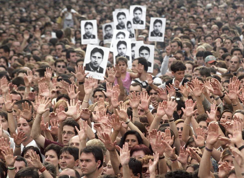Más de medio millón de personas asistieron a la manifestación en protesta por el asesinato de Miguel Angel Blanco