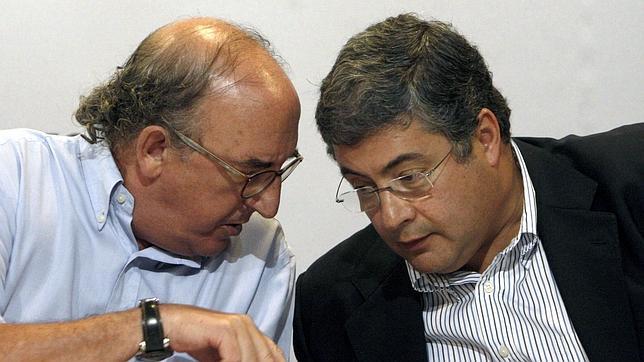 José Joaquín Brotons recibiendo órdenes