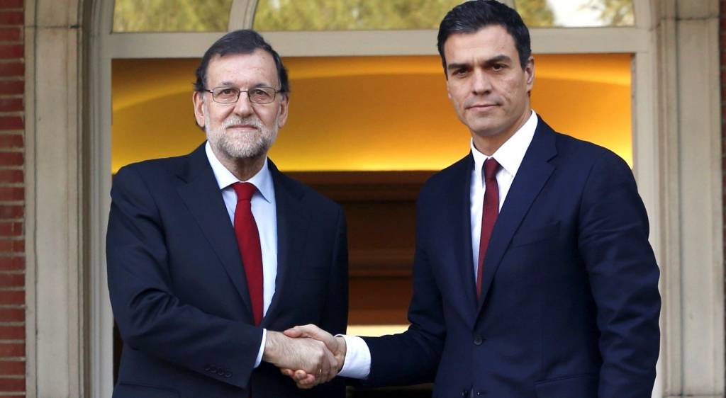 Rajoy y Sánchez, dos tontos muy tontos