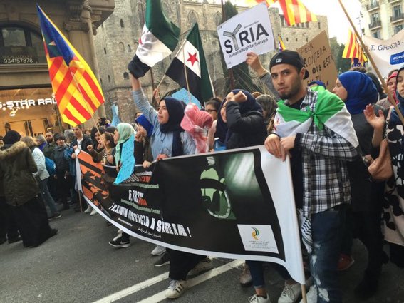 Entre los manifestantes en Barcelona también están los proterroristas que han particiapado del golpe de estado en Siria