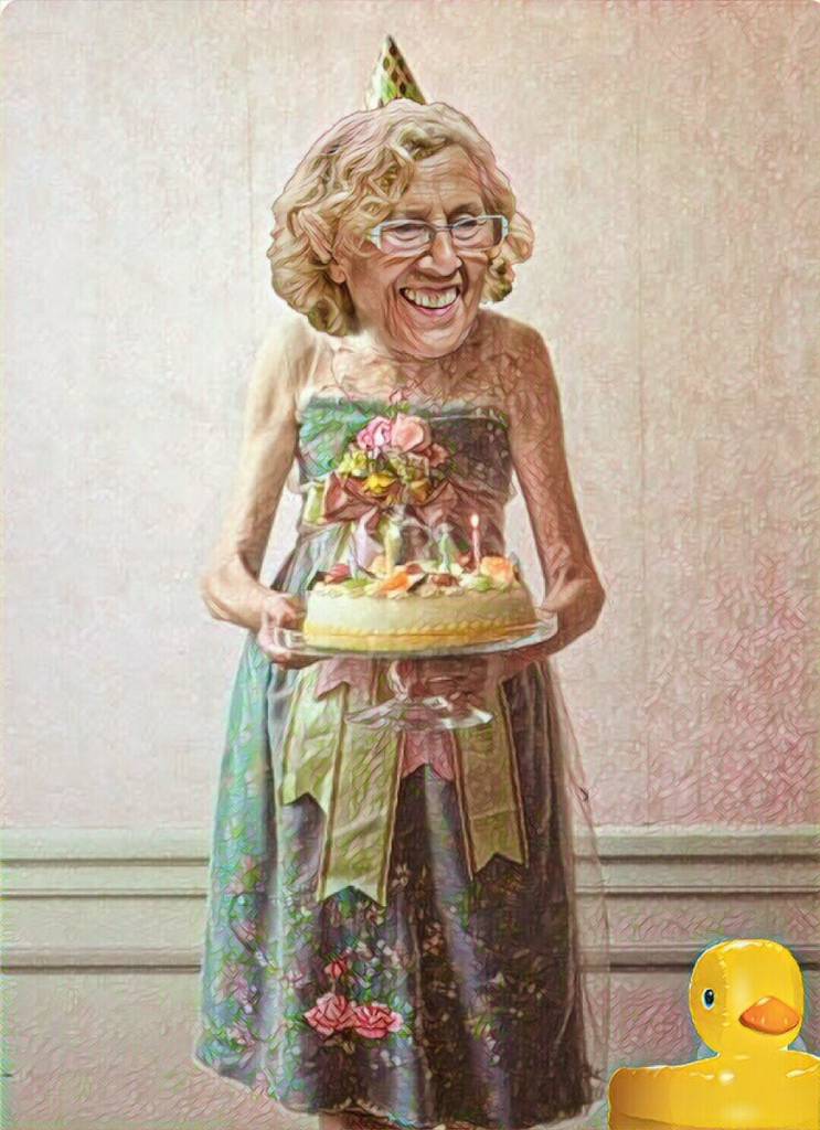 La yaya Carmena celebra la nueva semana prohibiendo aparcar en el centro de Madrid
