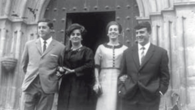 Todos en el pueblo conocían a Ramón porque además de haber sido teniente de alcalde y haber sido uno de los fundadores de UCD en Vascongadas, le salvó la vida a un niño en un acto heroico que pudo costarle la vida.