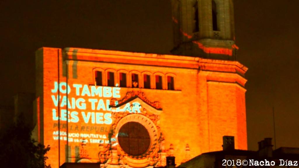 Tag freepoliticalprisoners en Exiliados de Extremoduro  Catedral-de-Santa-Mar%C3%ADa-de-Gerona-Yo-tambi%C3%A9n-voy-a-cortar-las-v%C3%ADas-Por-la-Rep%C3%BAblica