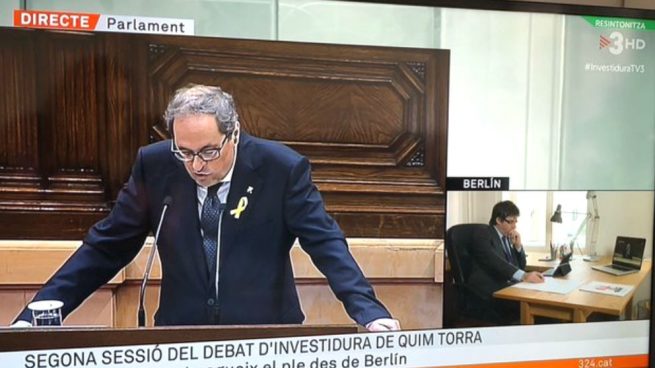 La Investidura Quim Torra que nos lleva al enfrentamiento y TV3 emite a la vez la imagen del ‘ventrílocuo’ Torra en el Parlament y Puigdemont en Berlín