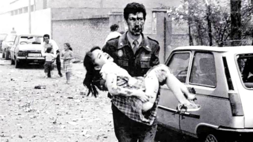 Juan de la Cruz, director de TVE-Navarra entre 1984-1986, guarda en su retina sangrientas imágenes de los crímenes de la banda criminal ETA