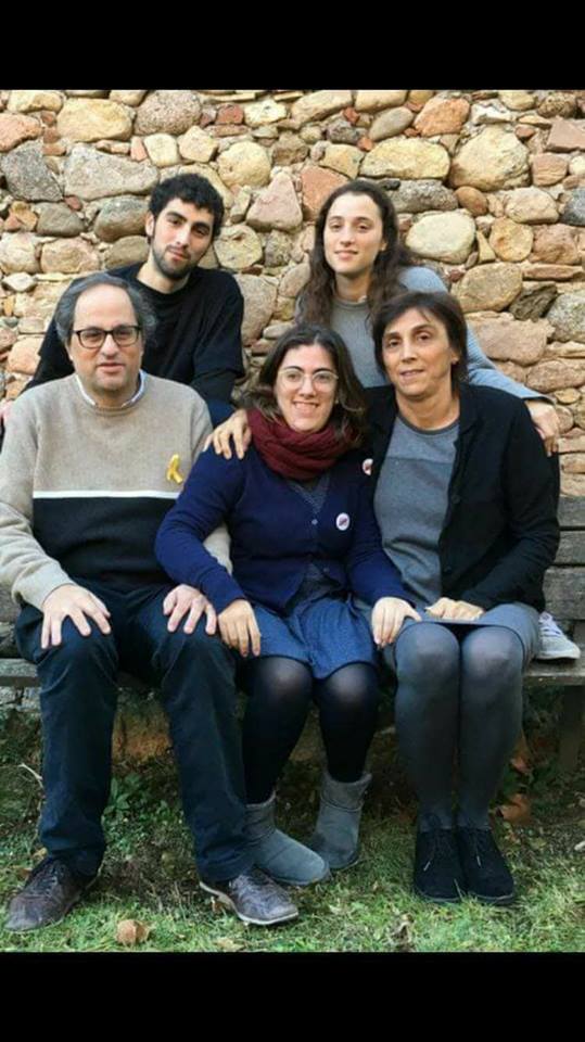 España paga a traidores mientras españoles las pasan canutas y pensionistas hacen piruetas para sobrevivir, a la vez que se regalan pensiones a gente que no ha cotizado ni un solo día