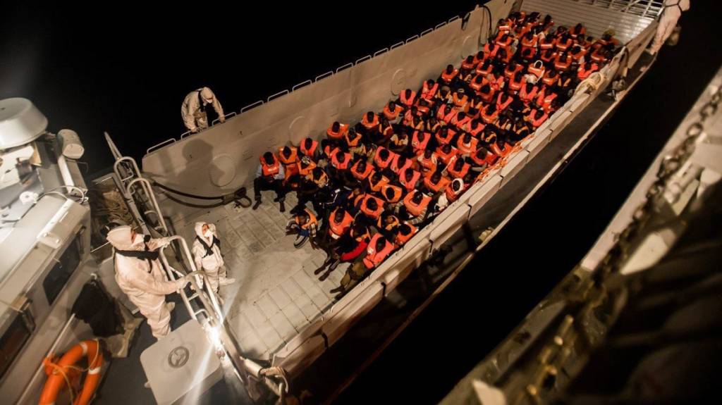Inmigrantes rescatados por el barco Aquarius que llegará a Valencia
