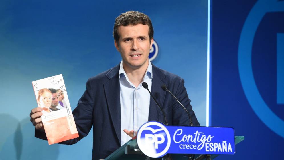La Rey Juan Carlos admite en una nota interna ocultaciones al juez con la información del máster de Pablo Casado