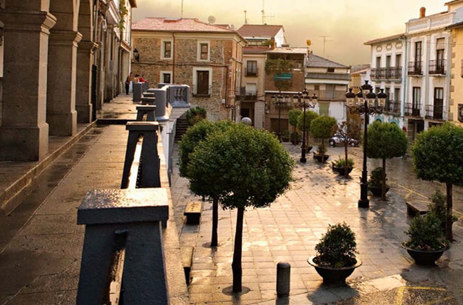 Aspecto actual de la plaza Mayor de Jaraíz de la Vera. Extremadura