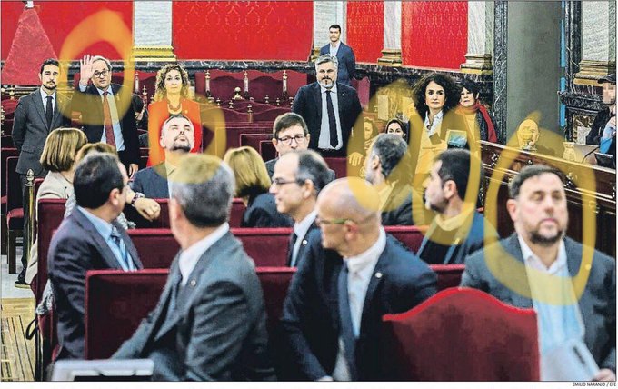 Para que algo sea legítimo en democracia debe someterse a la opinión de todo el pueblo