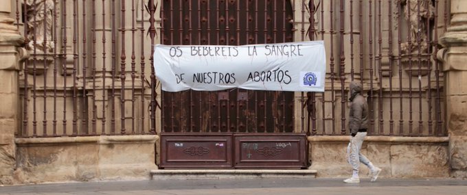 Causa feminista en la concatedral de La Redonda en Logroňo