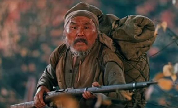 Dersu Uzala: Un viaje al corazón de la taiga y la amistad y una reflexión sobre la realidad de la guerra y de la muerte