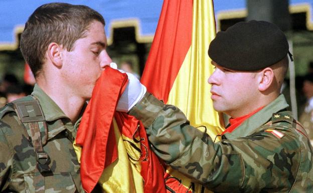 Jura de bandera del último reemplazo del Servicio Militar Obligatorio en el año 2001