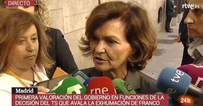 Carmen afirma: Queríamos ser el Gobierno progresista que no tuviera al dictador en ese lugar y lo hemos conseguido.