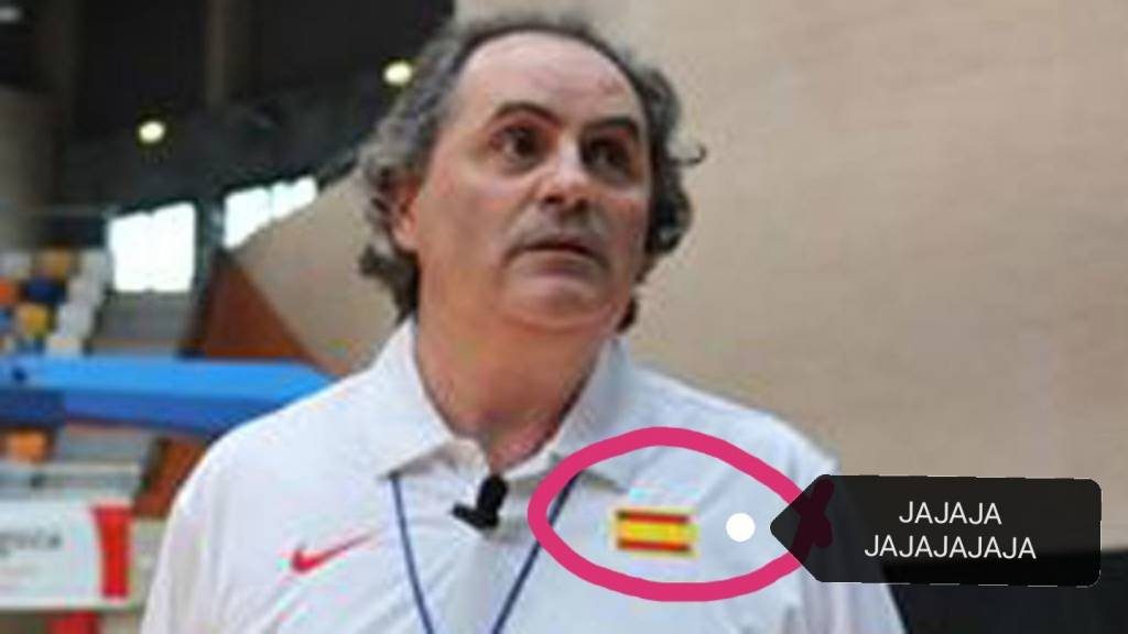 Alfred Julbe en su etapa como entrenador de la FEB FEB