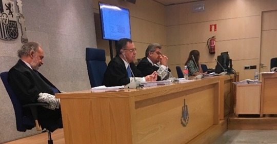 Aportaciones a las escaletas de La Sexta, la 1, Cuatro, Antena 3 y Telecinco, se qué es inútil pero...