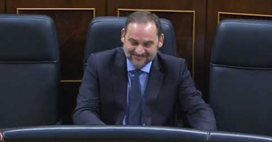 Cayetana Álvarez de Toledo le da un repasito al ministro Ábalos