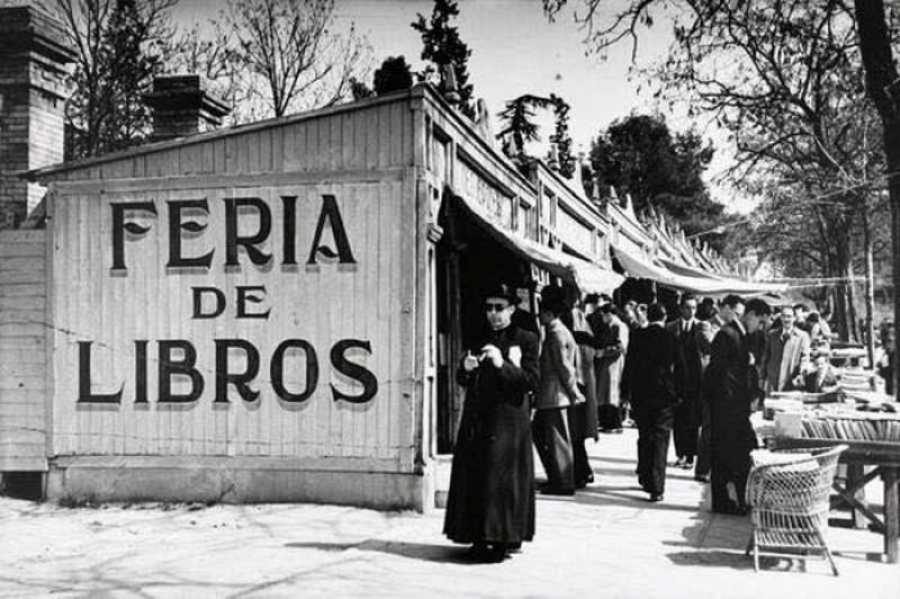 Homenaje a la Cuesta Moyano, mi padre y los libros
