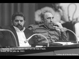 Fidel Castro junto a Loula Da Silva, fundador del Partido de los Trabajadores, en la clausura del IV Foro de Sao Paulo. La Habana. 1993