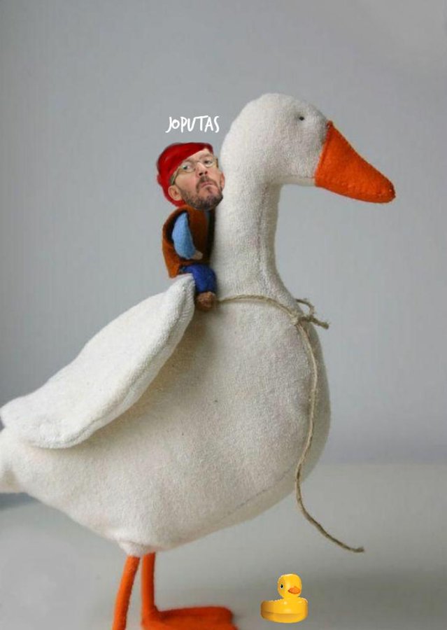El Pavo Iglesias teme el espionaje golpista y se comunica con los suyos vía Chinchenique. Por Linda Galmor