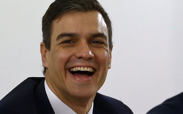 Pedro Sánchez, el Doctor Cum Fraude y el latrocinio intelectual