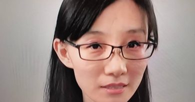 El nuevo peón chino que aparece en la película de terror que sufrimos: Li-Meng Yan. Por Vicky Bautista Vidal El nuevo peón chino que aparece en la película de terror que sufrimos: Li-Meng Yan. Por Vicky Bautista Vidal