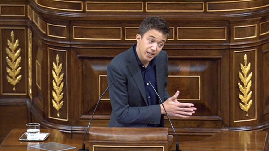 Errejón y la Borrás en el Parlamento son malos para la salud de España