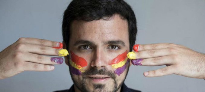 Alberto Garzón, Ministro de España, proponido para Analfabeto del año. Tuit de