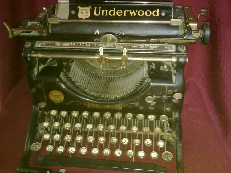 Se cambia Underwood o la lentitud de escribir