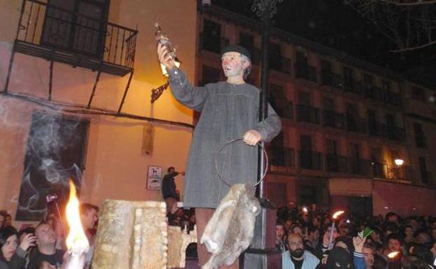 El Jueves Santo de Genarín