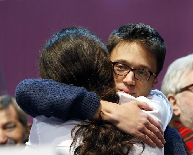 Iñigo Errejon es la cara B del disco de Pablo Iglesias. Tuit de Artur Gladiator