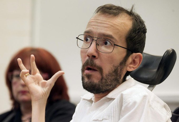 Ed mentida, todo ed mentida. Pdensa facha, teneis que leed solo a Ignazio Ezcolad. Tuit de Flavio