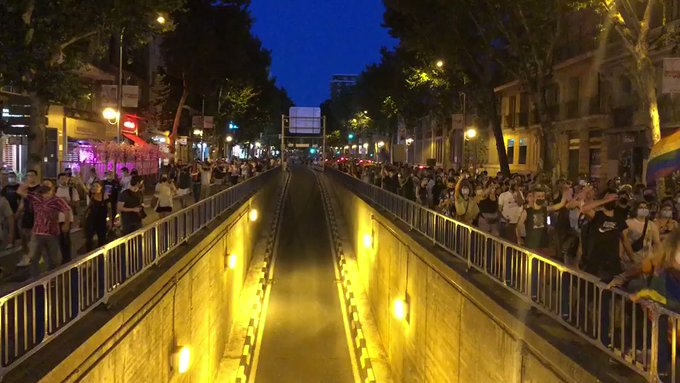 La política, las violaciones y asesinatos según el cristal con que se mira