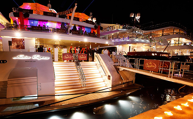 Rent a yacht barcelona mobile world congress