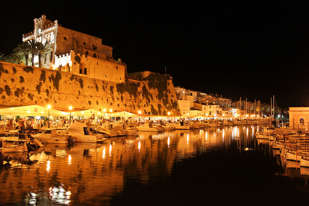 luxury yacht charter menorca
