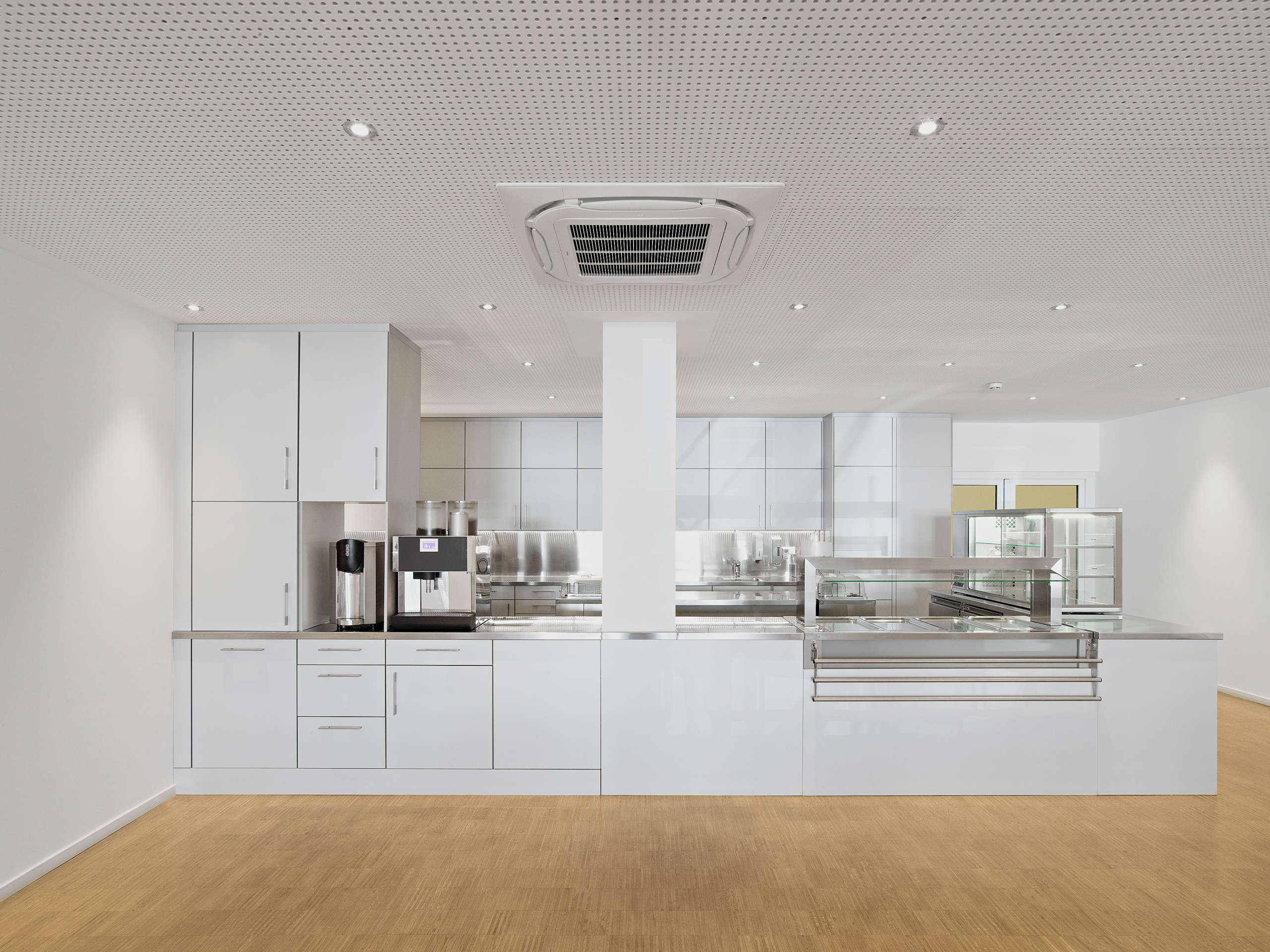 Eckelmann Kantinenumbau Wiesbaden 01