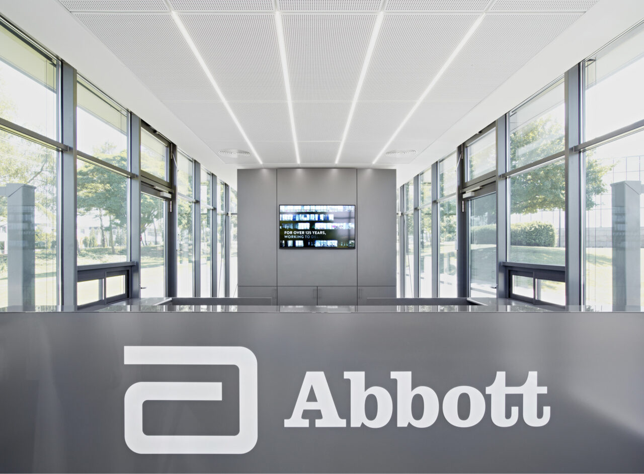 Christ.Christ. Conversion of the reception building Abbott…