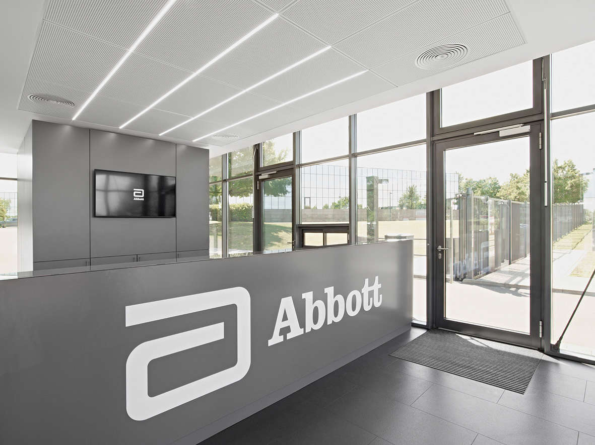 Abbott Empfangsgebaeude Wiesbaden 02