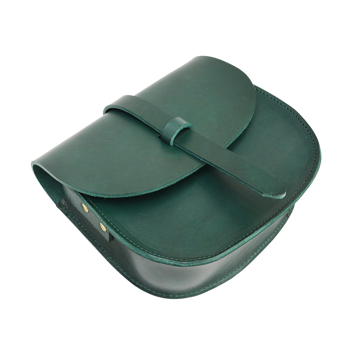 Dark green saddle bag by Natthakur