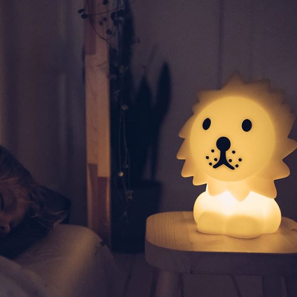 lion-first-light