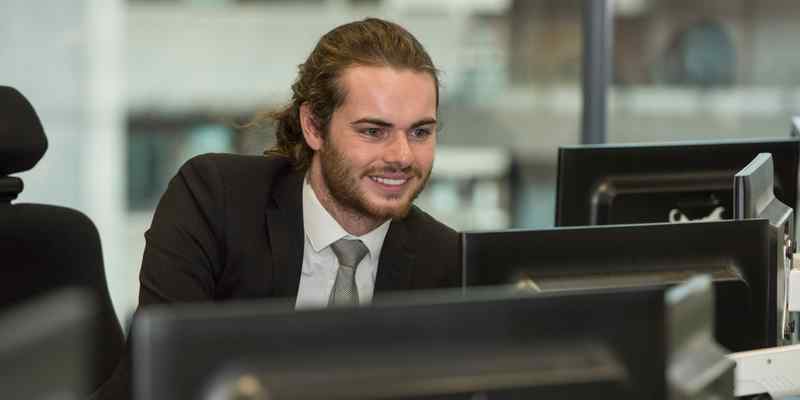 Apprenticeship job search