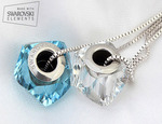 Colgante esférico con cristales de alta calidad de Swarovski 
