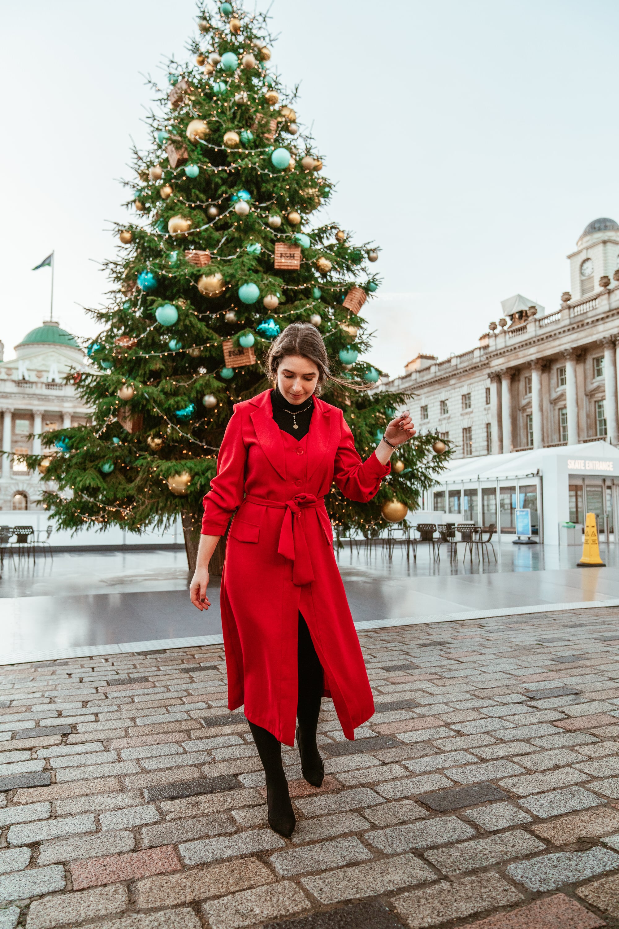 Christmas Look with Sophie Trench-Coat from Sienna